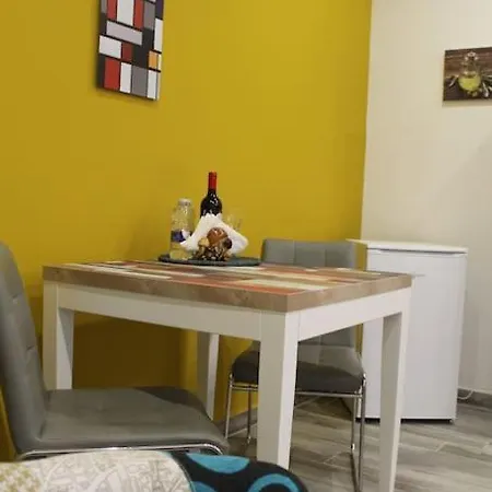 Carla - Few Steps To Ortigia Appartement