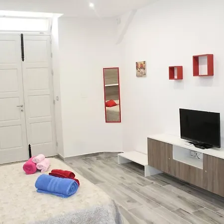 Carla - Few Steps To Ortigia Apartamento *